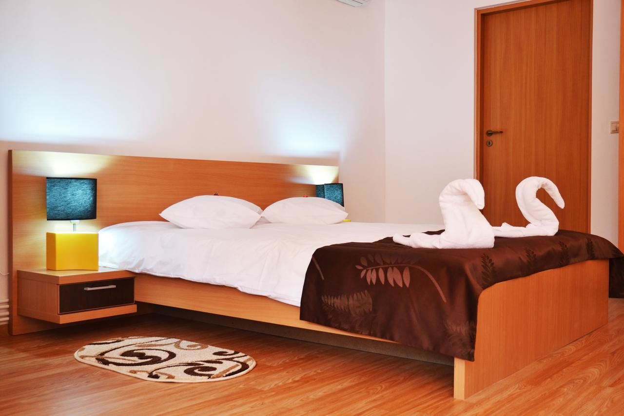 Отель ApartHotel Zorilor Клуж-Напока-18