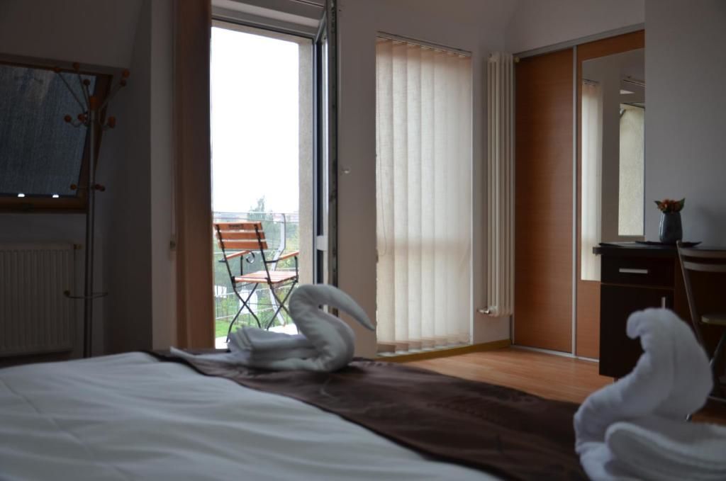 Отель ApartHotel Zorilor Клуж-Напока-45