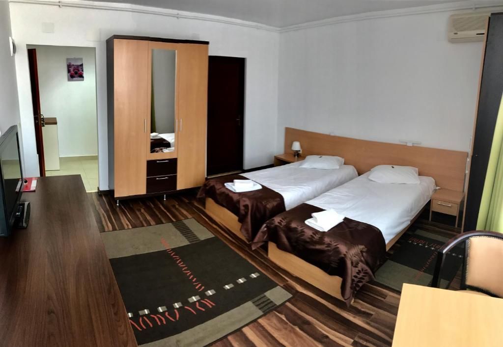 Отель ApartHotel Zorilor Клуж-Напока-46