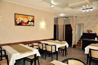 Отель ApartHotel Zorilor Клуж-Напока-3