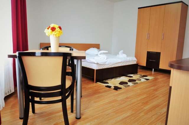 Отель ApartHotel Zorilor Клуж-Напока-34