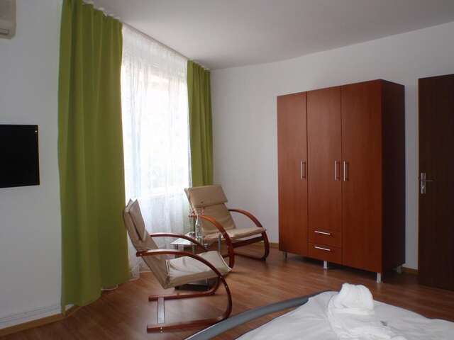 Отель ApartHotel Zorilor Клуж-Напока-7