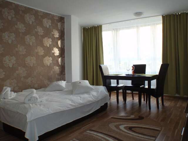 Отель ApartHotel Zorilor Клуж-Напока-10